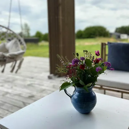 Elegant Minimalism In Near Vejle Fjord Feriehus *