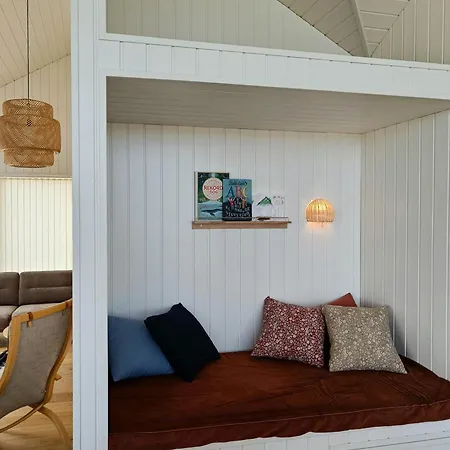 Nyaraló Elegant Minimalism In Near Vejle Fjord