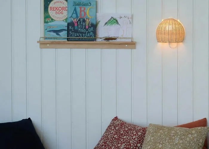 Elegant Minimalism In Near Vejle Fjord Børkop