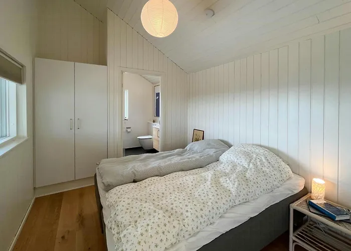 Feriehus Elegant Minimalism In Near Vejle Fjord