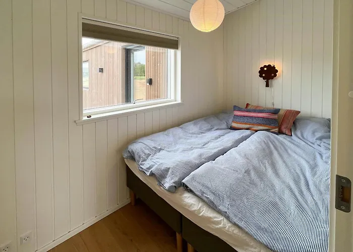 Elegant Minimalism In Near Vejle Fjord Feriehus Børkop
